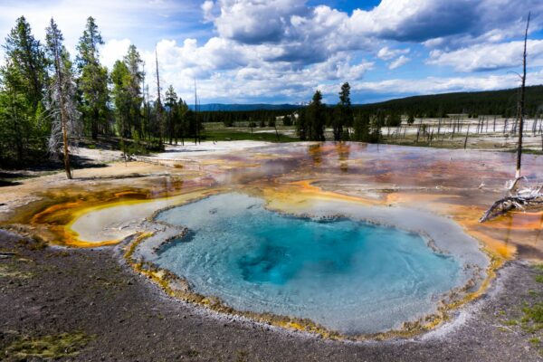 Yellowstone National Park, Firehole Spring
